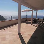 L' Elicriso Tatil Evi
